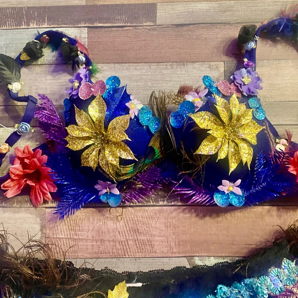 Handmade costume - Picture 3 of 4